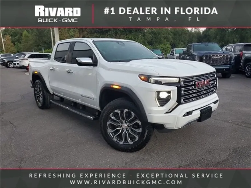 2024 Gmc Canyon Denali photo 1