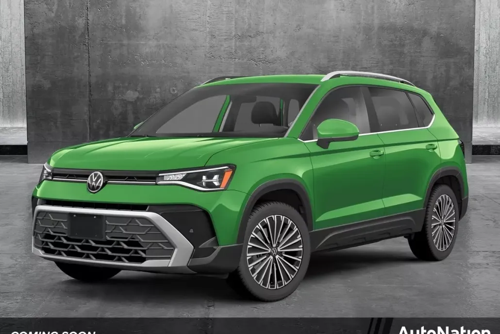 2025 Volkswagen Taos SE photo 1