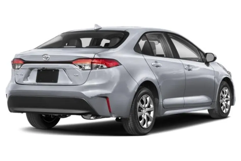2024 Toyota Corolla LE photo 1