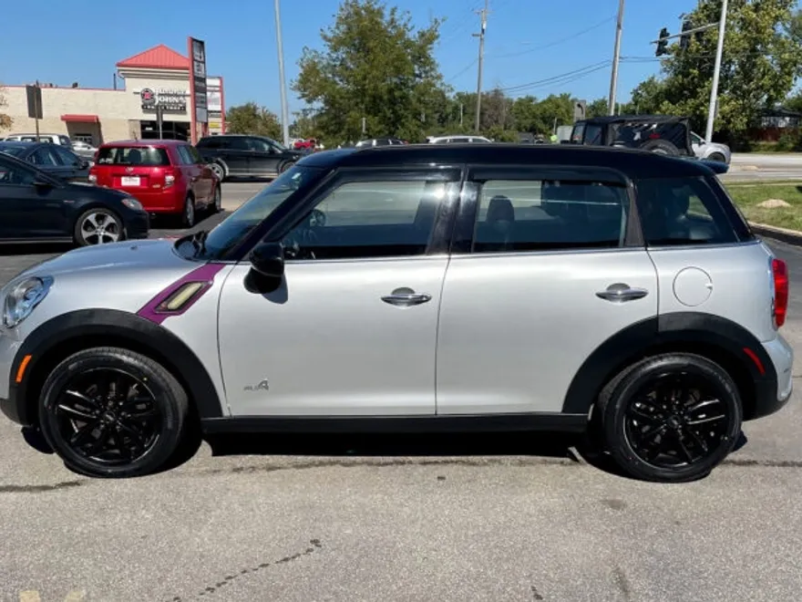 2013 Mini Countryman S ALL4 photo 1