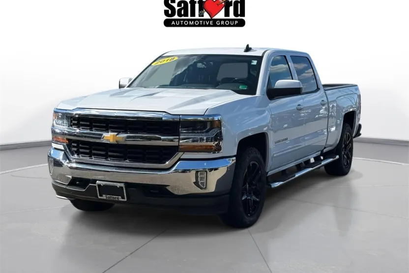 2018 Chevrolet Silverado 1500 LT photo 1