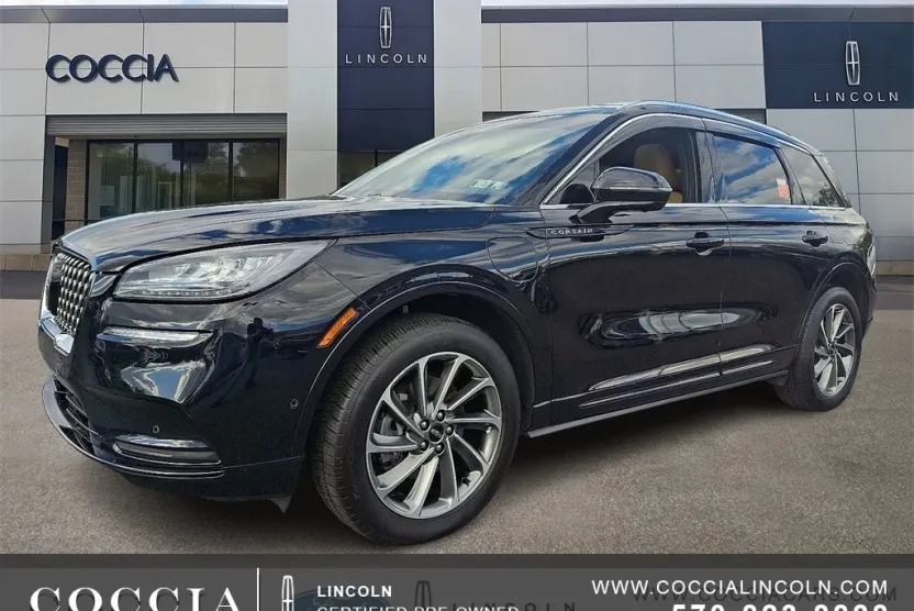 2022 Lincoln Corsair Grand Touring photo 1
