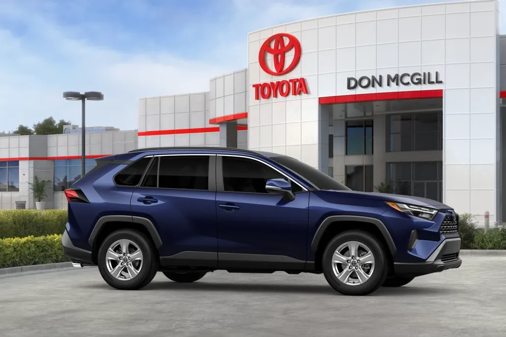 2025 Toyota RAV4 XLE photo 1