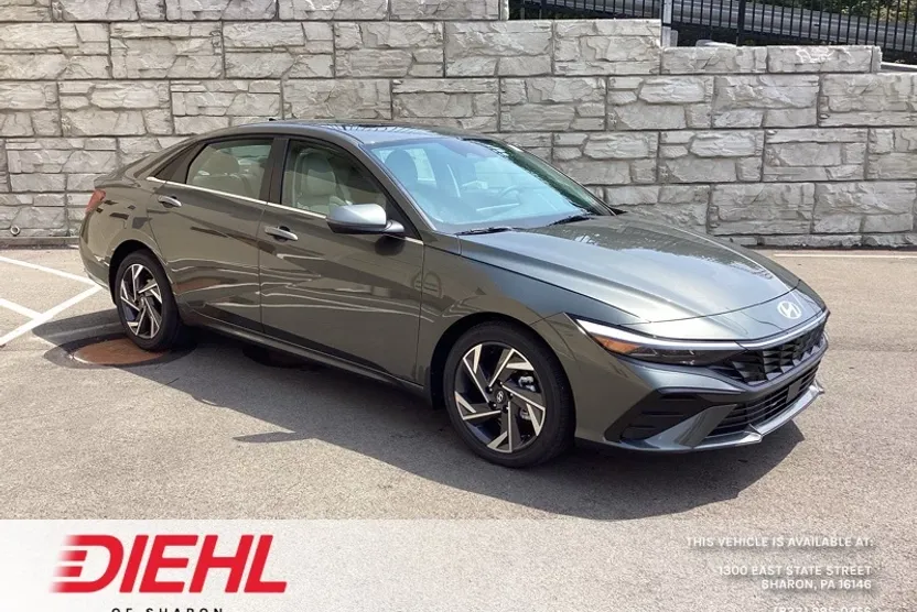 2025 Hyundai Elantra Limited photo 1