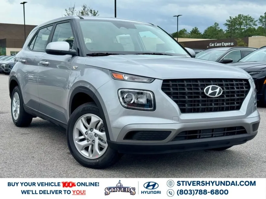 2026 Hyundai Venue SE photo 1