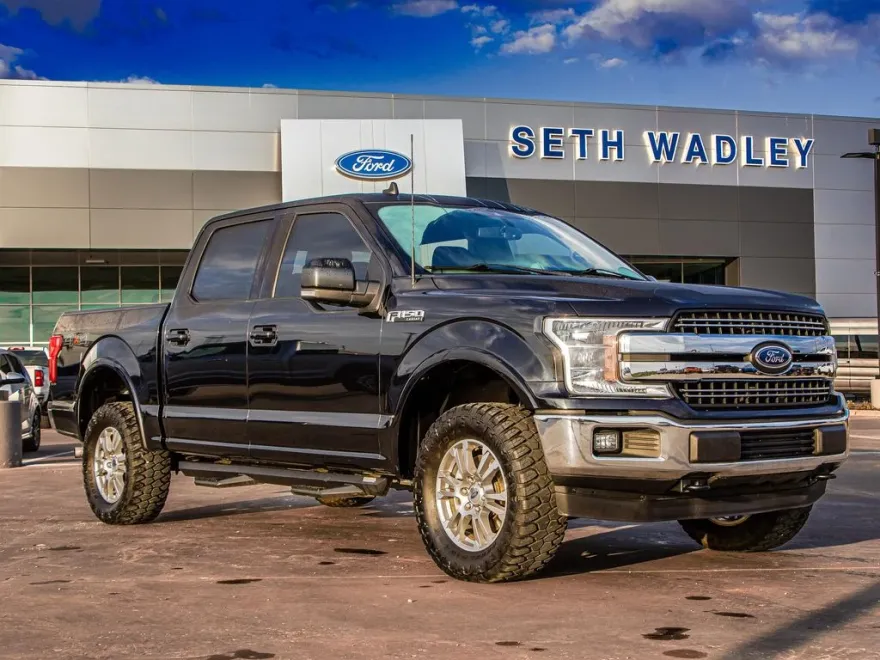 2020 Ford F-150 Lariat FX4 photo 1