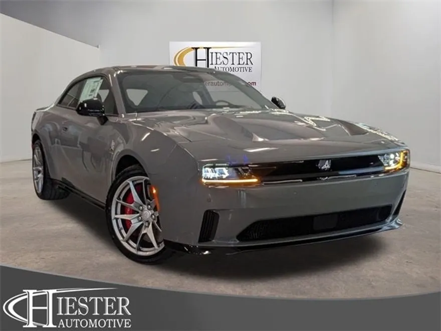 2025 Dodge Charger R/T Scat Pack photo 1