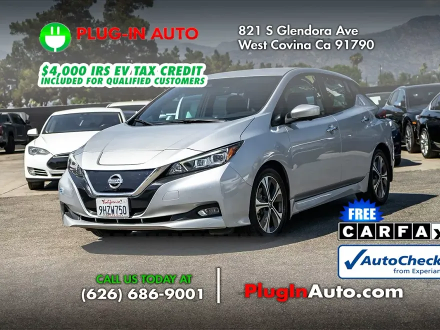 2020 Nissan Leaf SV photo 1