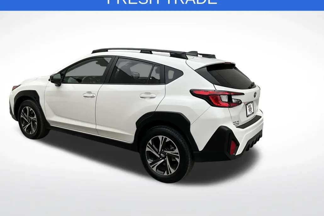 2024 Subaru Crosstrek Premium photo 1
