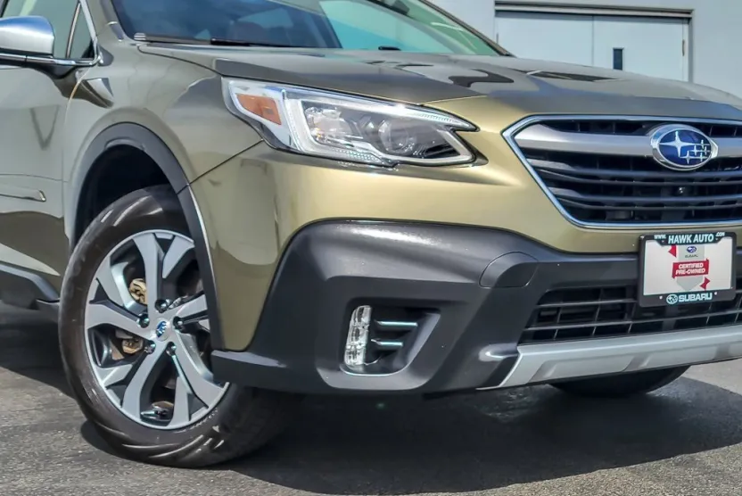 2020 Subaru Outback Touring XT photo 1