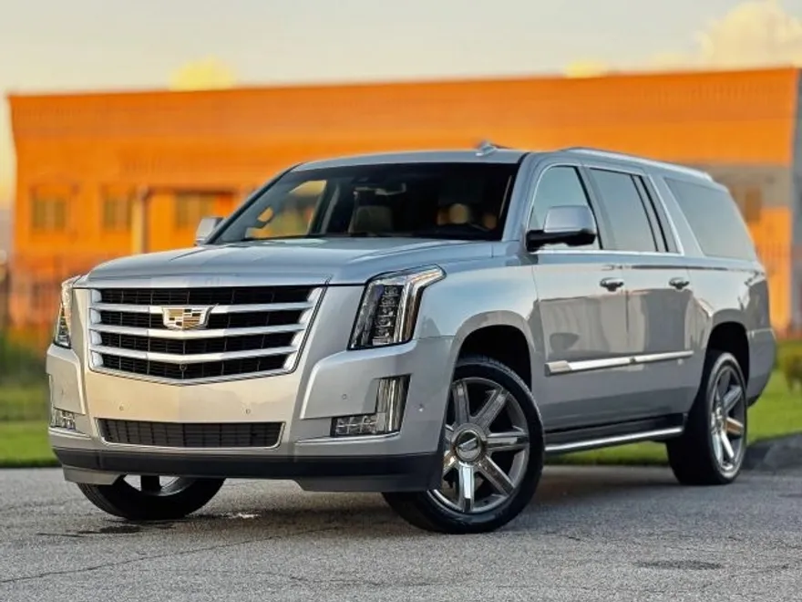 2020 Cadillac Escalade ESV Luxury Sport photo 1