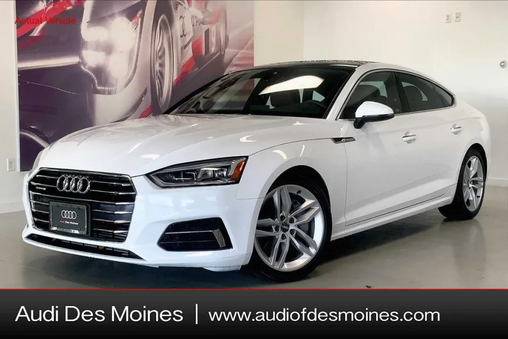 2019 Audi A5 Premium 45 TFSI Quattro photo 1