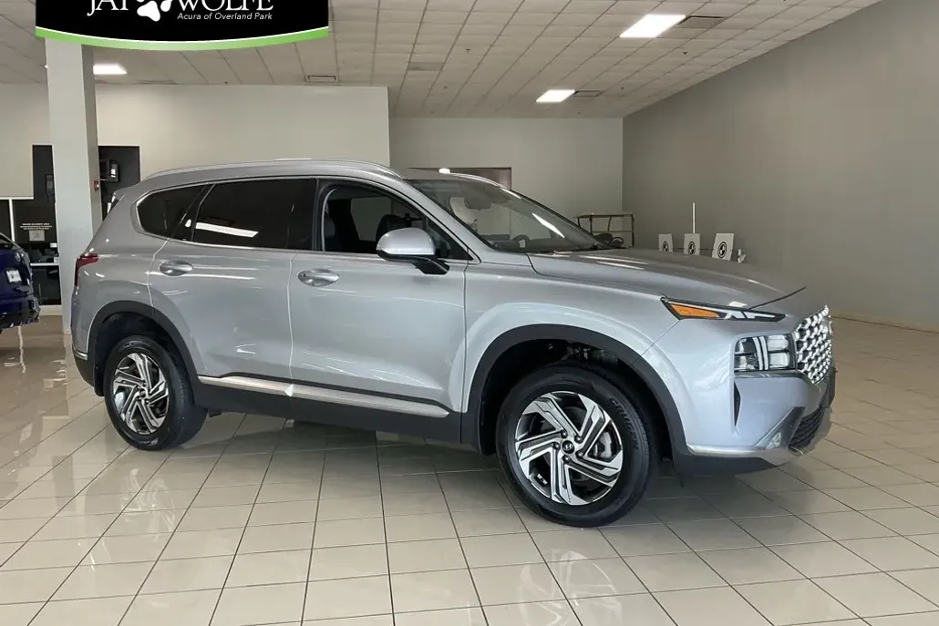 2022 Hyundai Santa Fe SEL photo 1