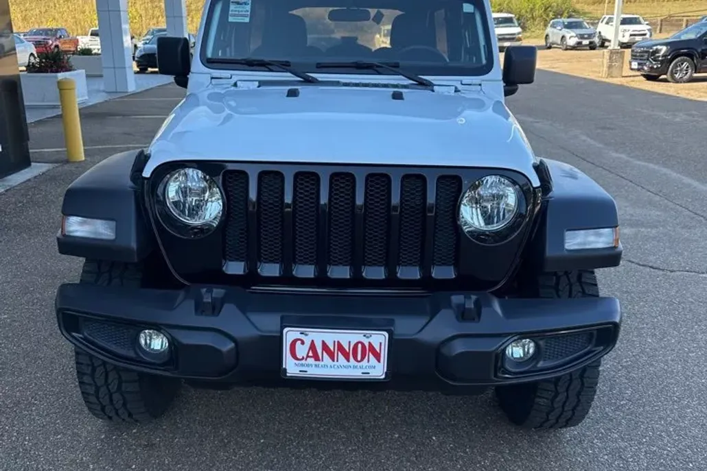2022 Jeep Wrangler Unlimited Willys Sport photo 1