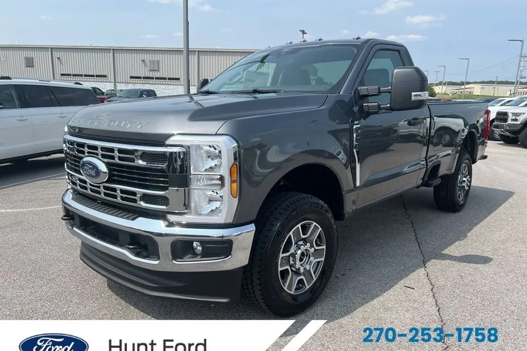 2025 Ford F-250 XLT photo 1