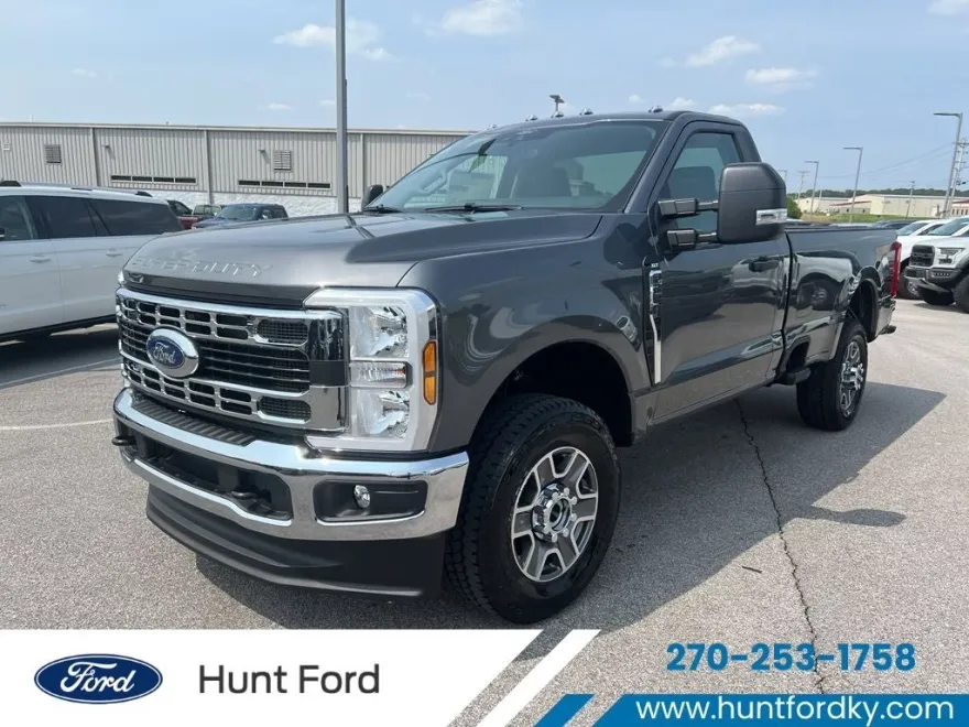 2025 Ford F-250 XLT photo 1