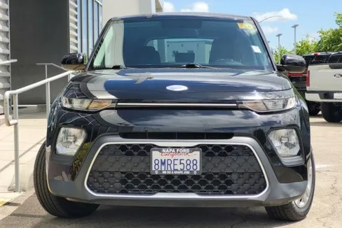 2020 Kia Soul LX photo 2
