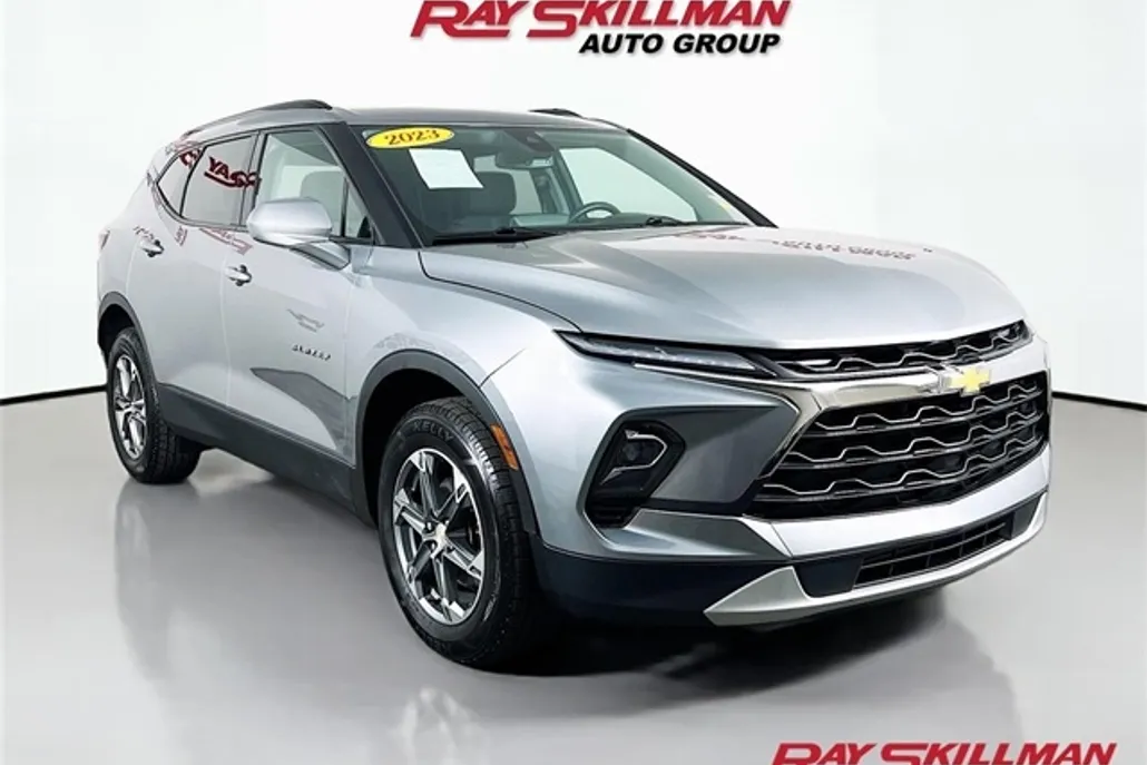 2023 Chevrolet Blazer 2LT photo 1