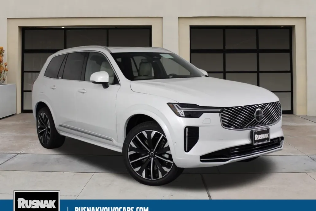 2026 Volvo XC90 photo 1