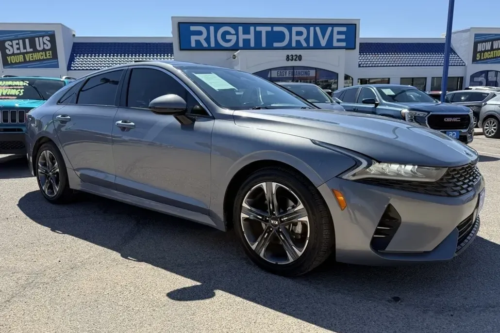 2021 Kia K5 EX photo 1