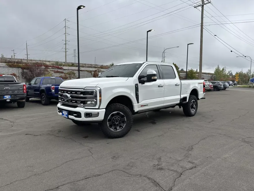 2024 Ford F-250 Platinum photo 1