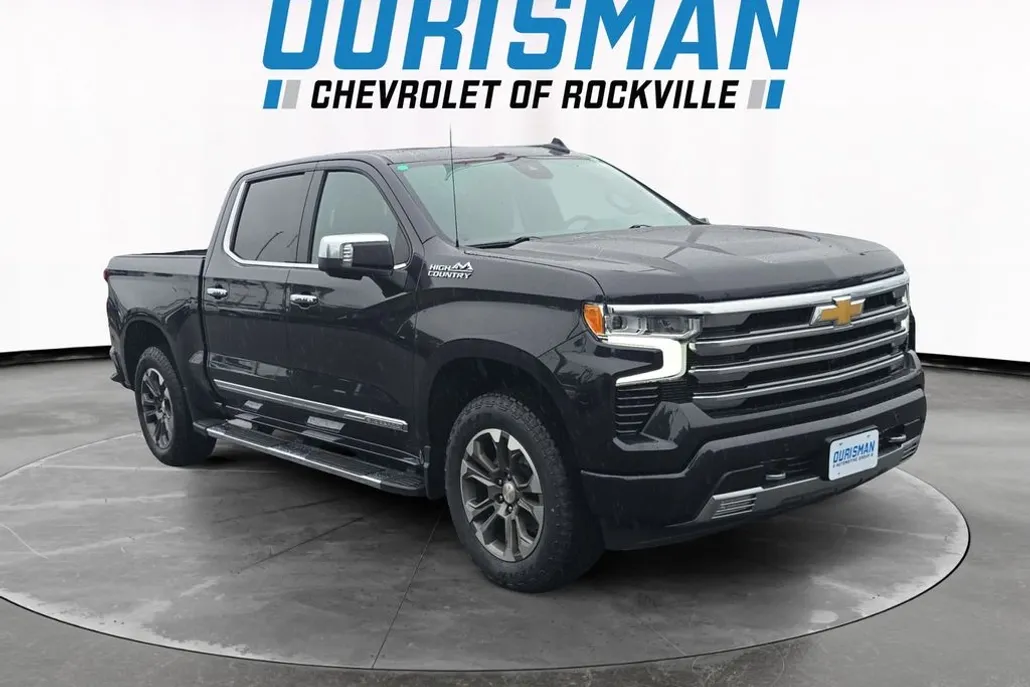 2024 Chevrolet Silverado 1500 High Country photo 1