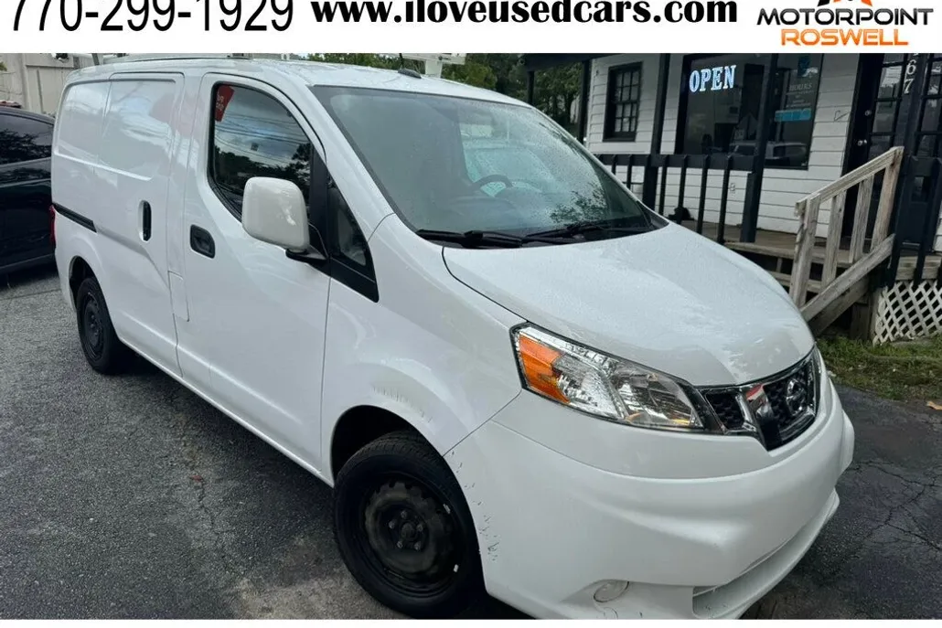 2019 Nissan NV200 SV photo 1