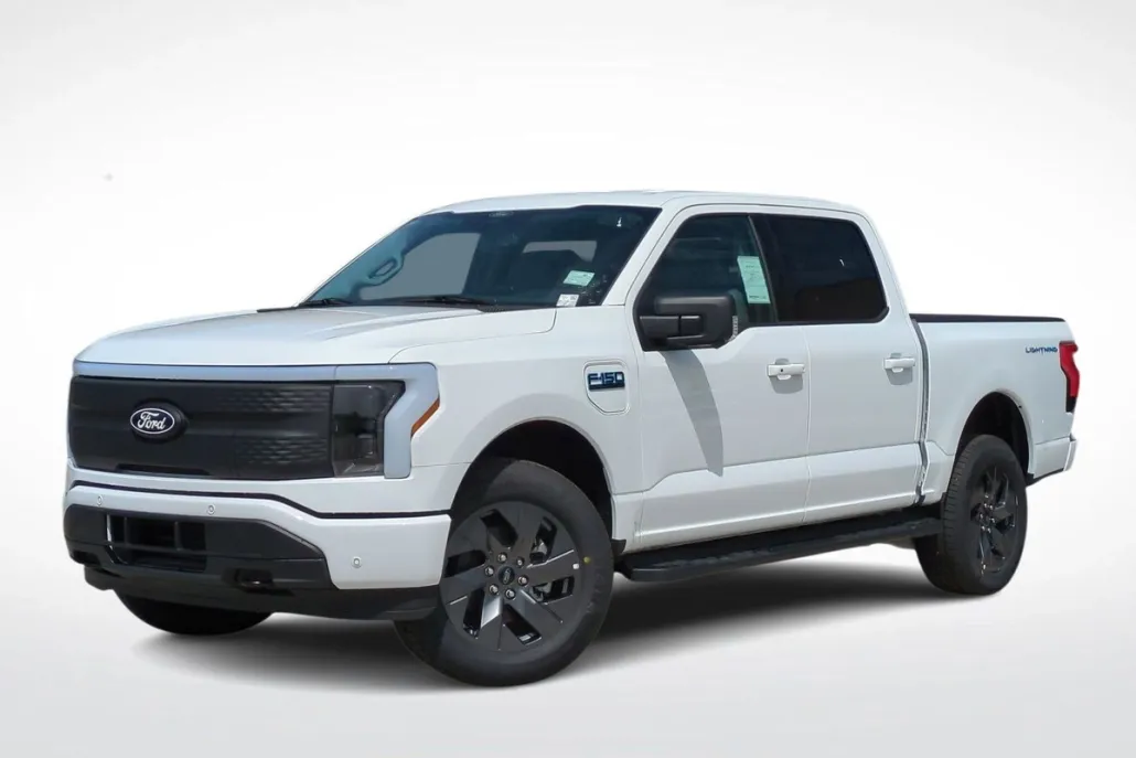 2025 Ford F-150 Lightning photo 1