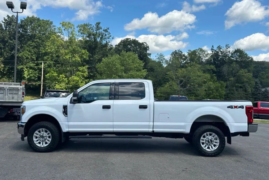 2018 Ford F-250 XLT photo 1