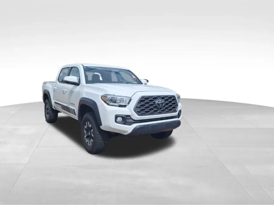 2022 Toyota Tacoma TRD Off-Road V6 photo 1