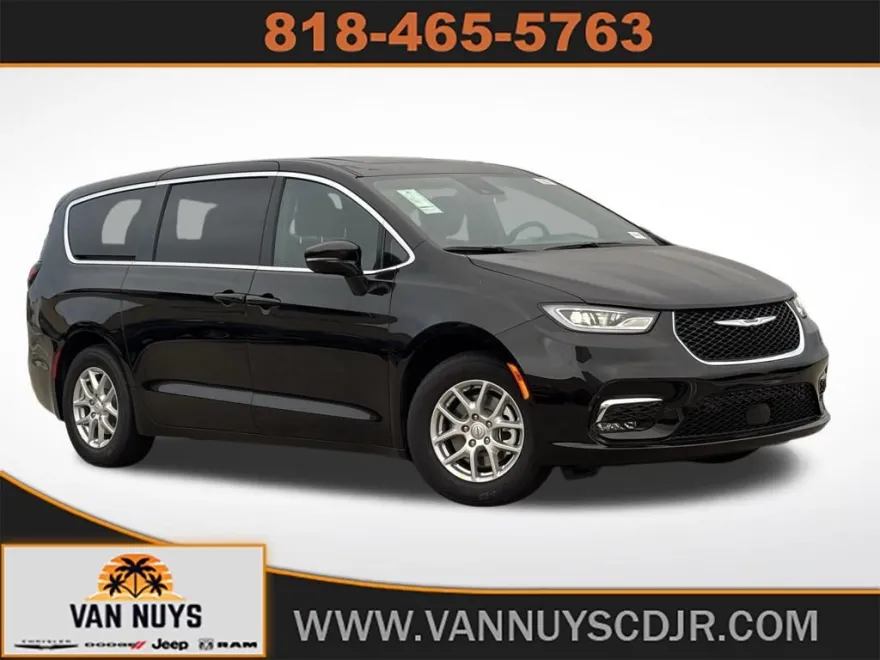 2026 Chrysler Pacifica photo 1