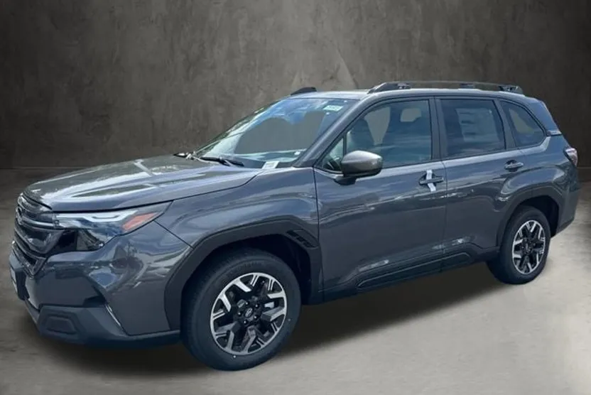2025 Subaru Forester Premium photo 1