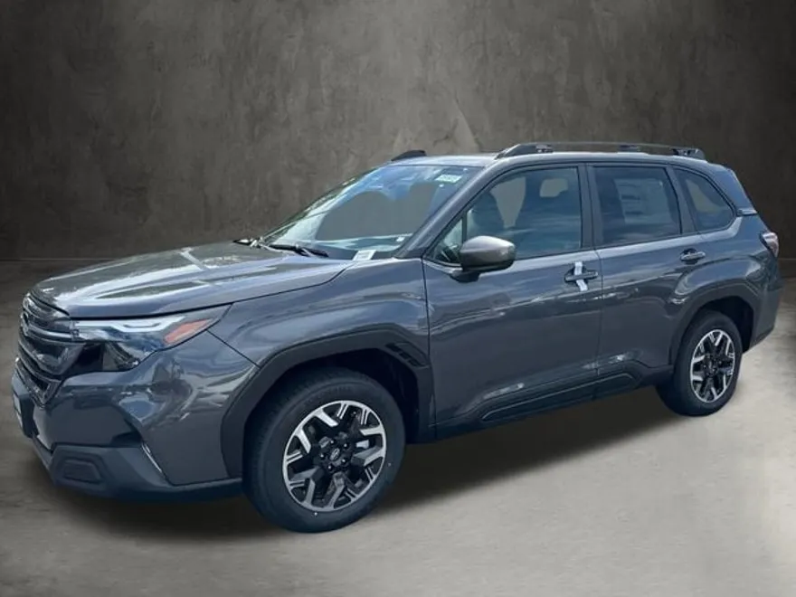 2025 Subaru Forester Premium photo 1