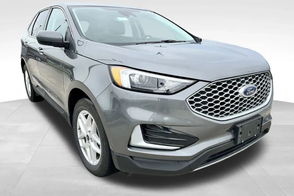 2024 Ford Edge SEL photo 1