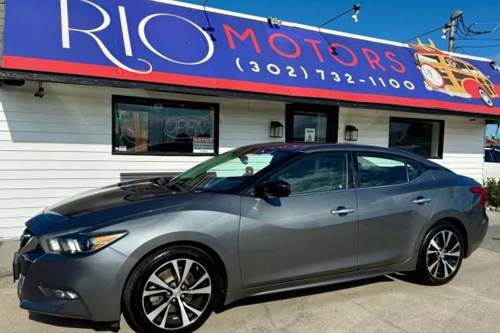 2018 Nissan Maxima S photo 1