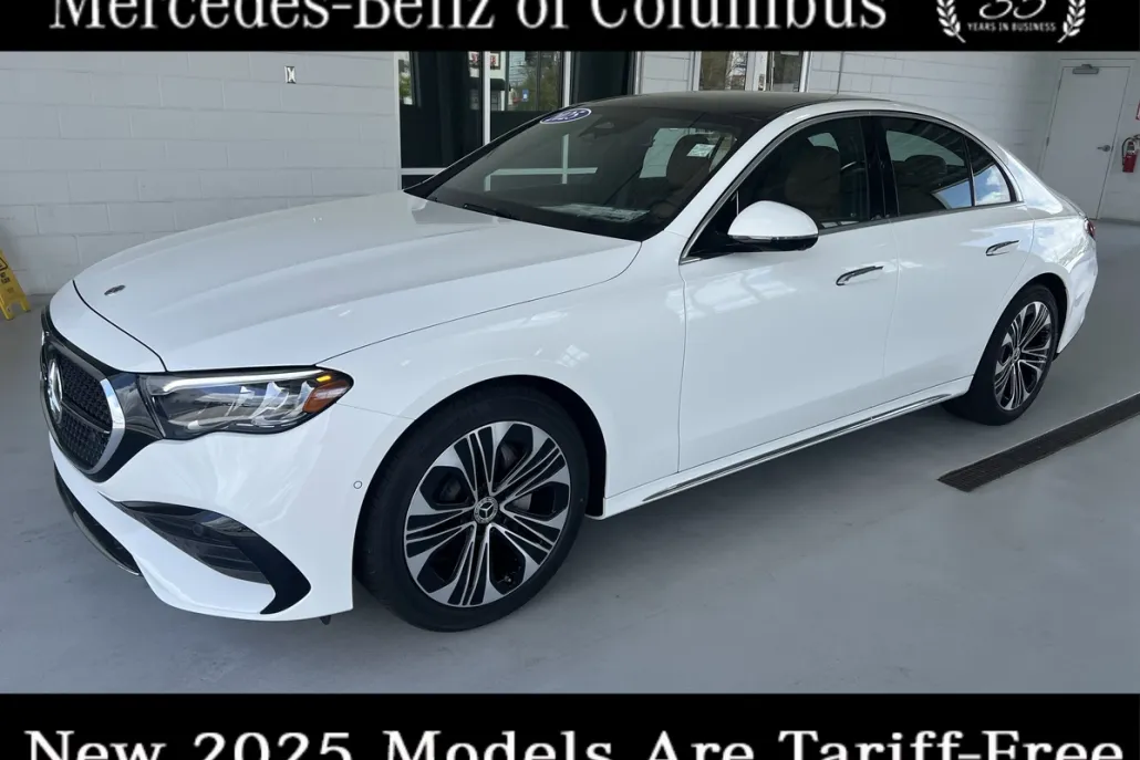 2025 Mercedes Benz E photo 1