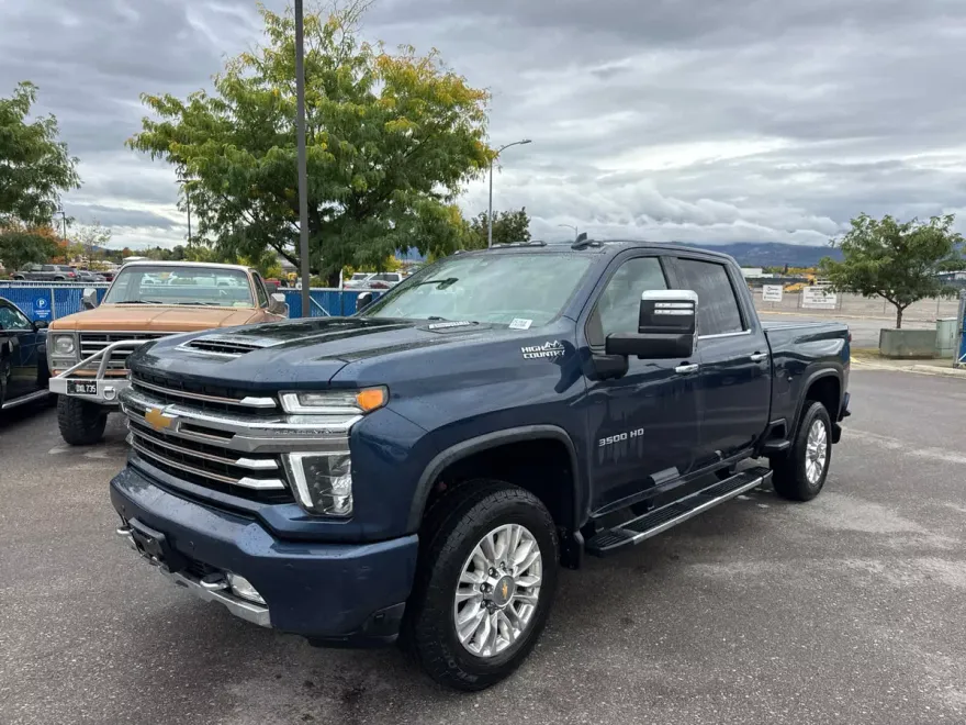 2021 Chevrolet Silverado 3500HD High Country photo 1