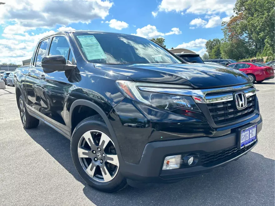 2017 Honda Ridgeline RTL-T photo 1
