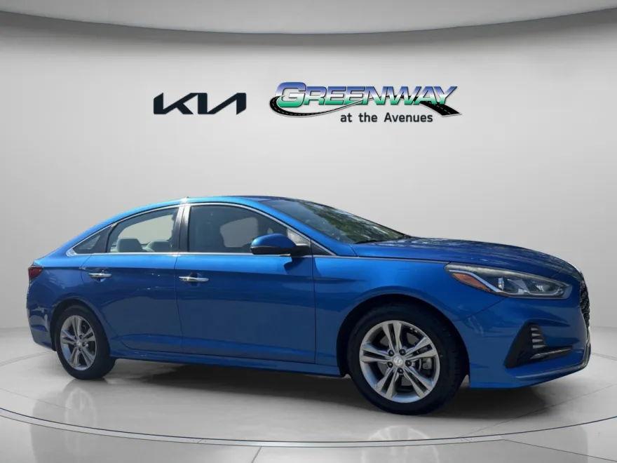 2018 Hyundai Sonata SEL photo 1