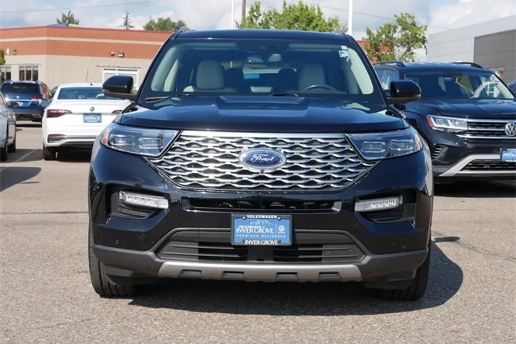 2020 Ford Explorer Platinum photo 1