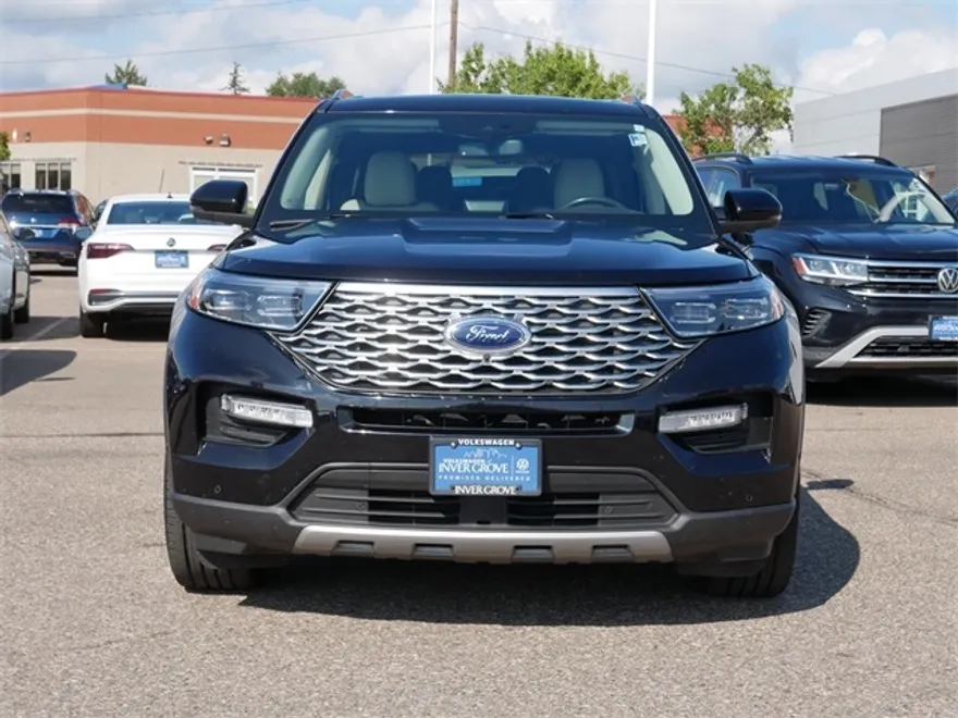 2020 Ford Explorer Platinum photo 1