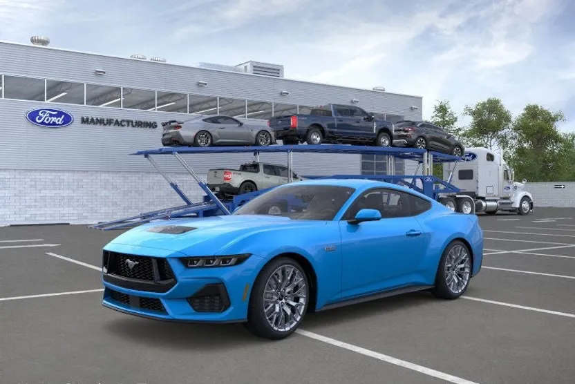 2025 Ford Mustang GT Premium photo 1