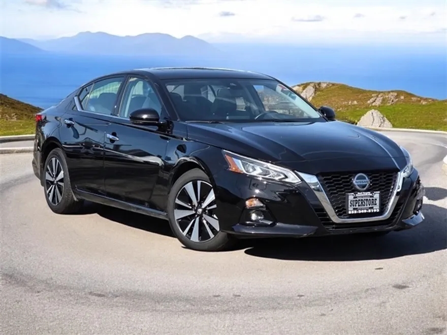 2019 Nissan Altima 2.5 SV photo 1