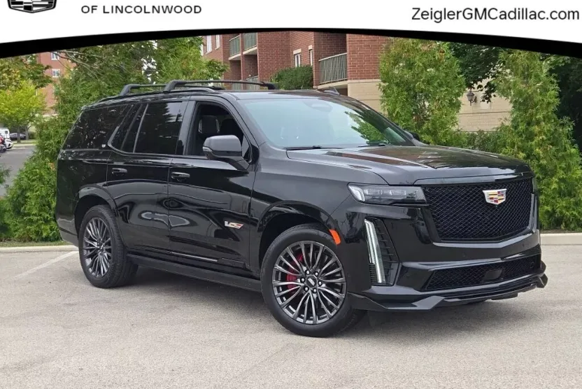 2023 Cadillac Escalade V-Series photo 1