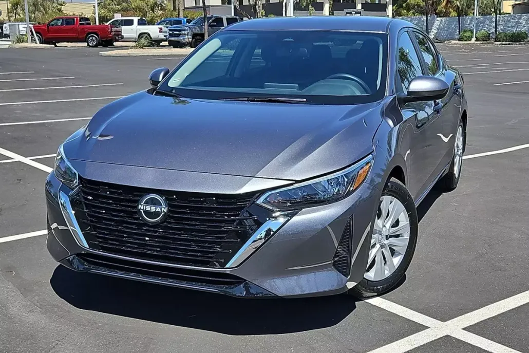 2025 Nissan Sentra S photo 1