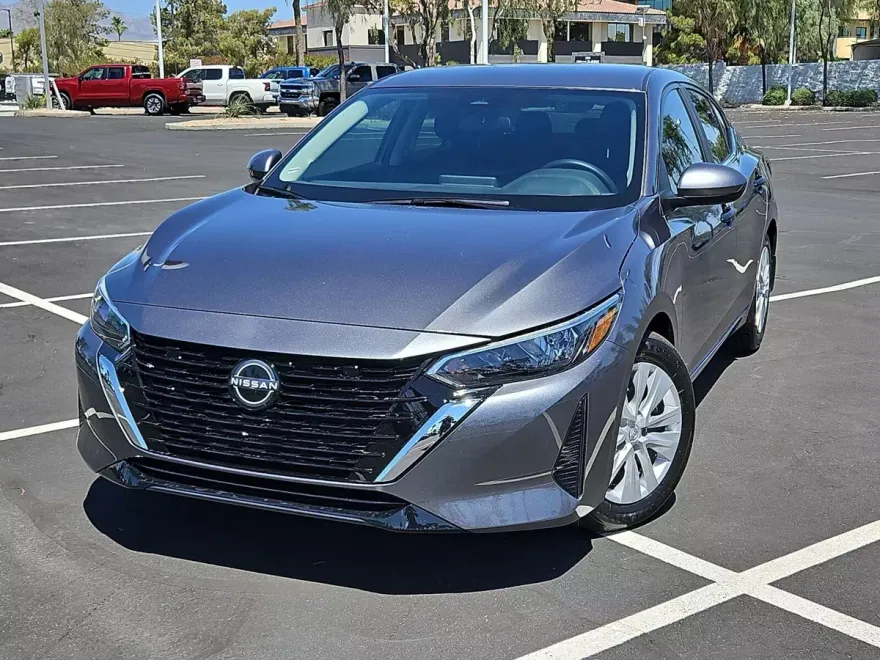 2025 Nissan Sentra S photo 1