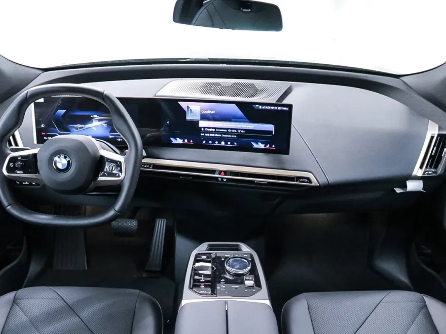 2026 Bmw iX photo 12