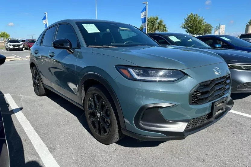 2025 Honda HR-V Sport photo 1