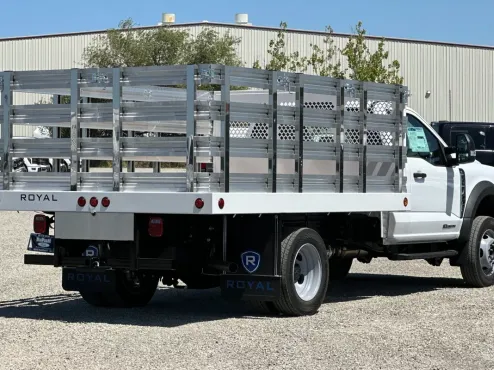 2024 Ford F-450 photo 4