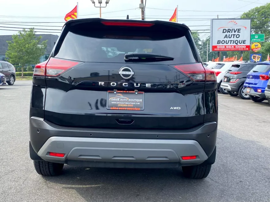 2023 Nissan Rogue S AWD photo 1